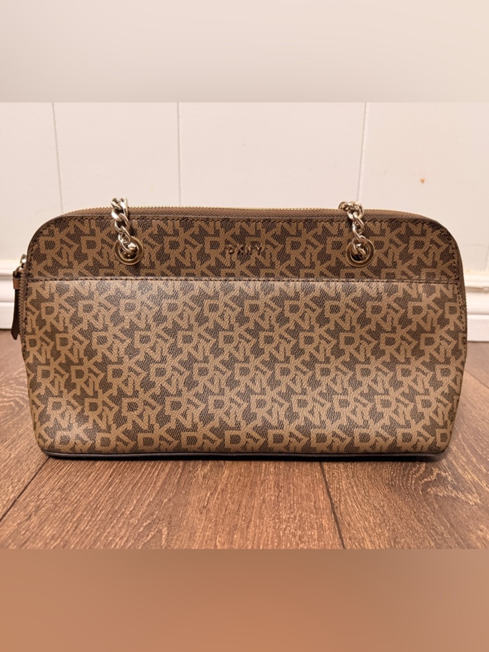 DKNY Monogram Chain Strap Shoulder Bag - Classic Chic